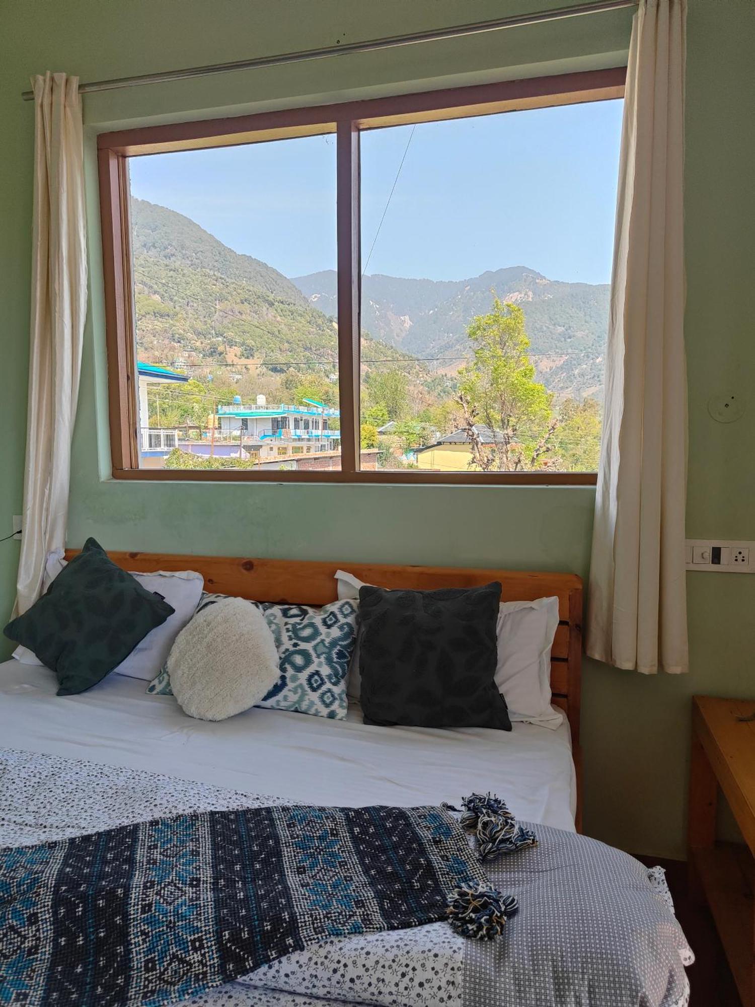 Flyscape Hostel บีร์ ภายนอก รูปภาพ