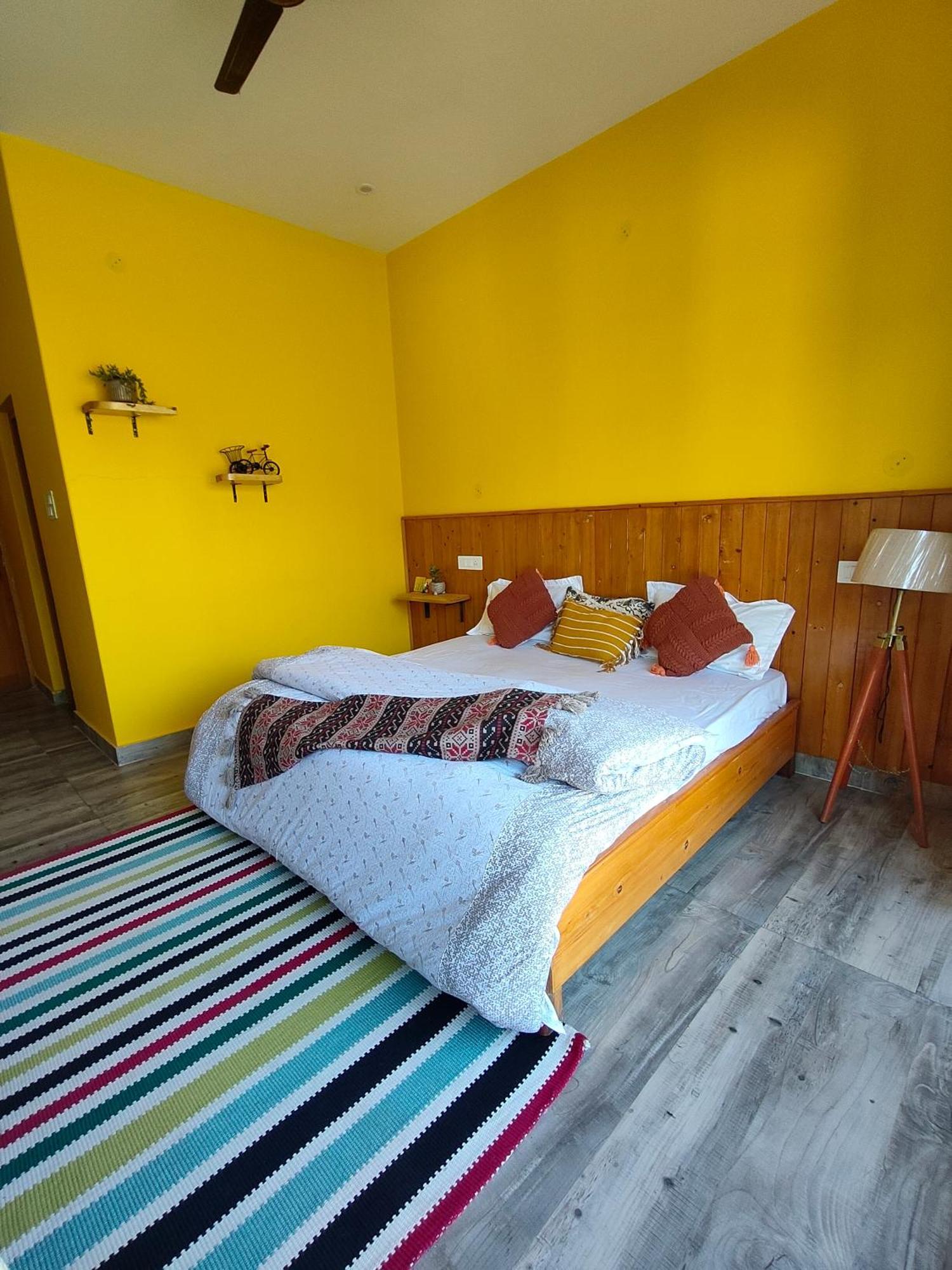 Flyscape Hostel บีร์ ภายนอก รูปภาพ