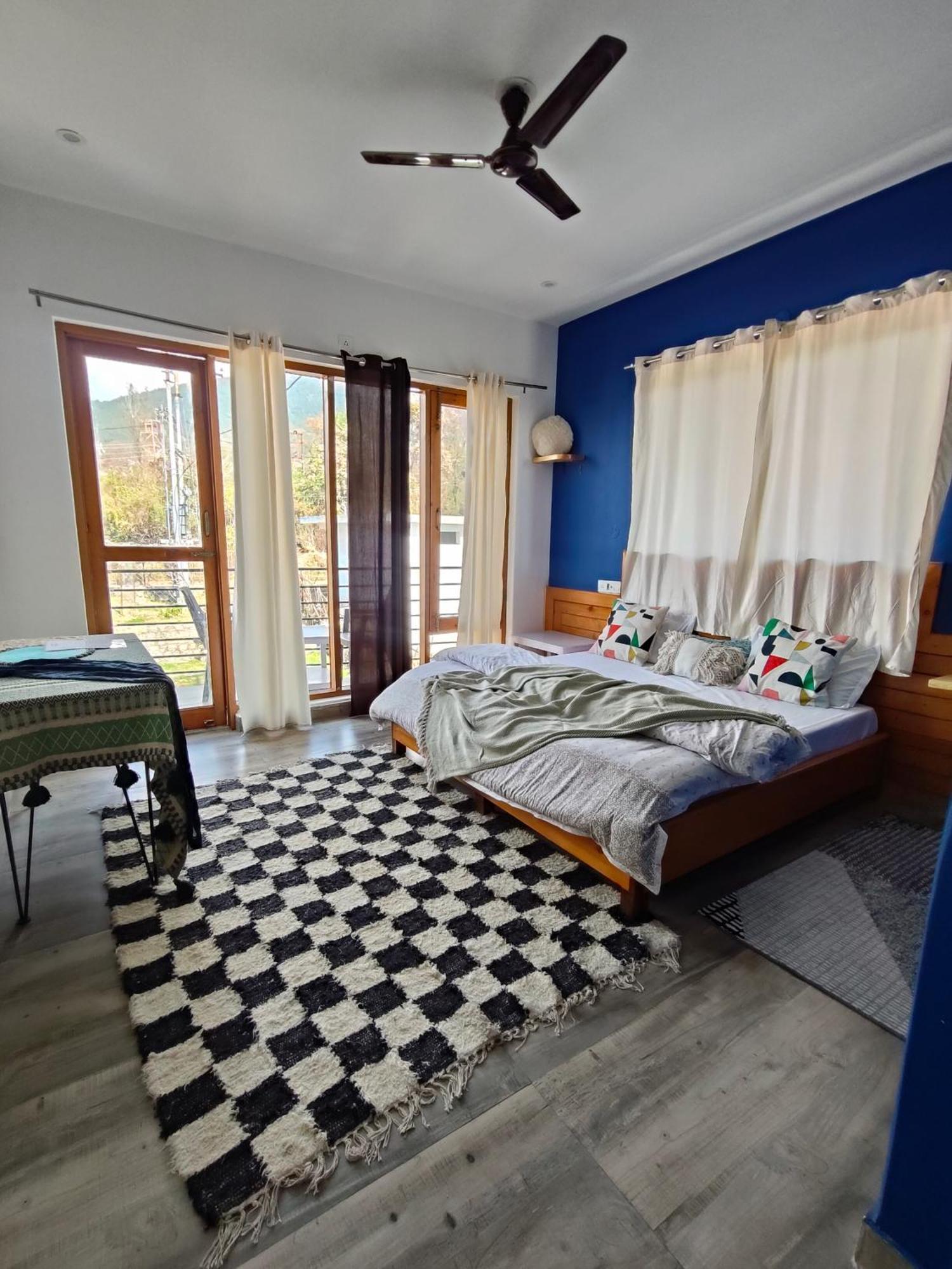 Flyscape Hostel บีร์ ภายนอก รูปภาพ